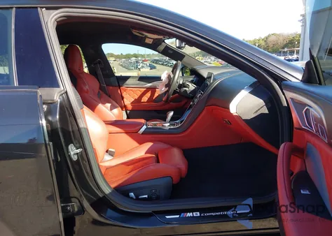 2021 BMW M8 Gran Coupe из США, поврежденный, VIN WBSGV0C09MCF13517